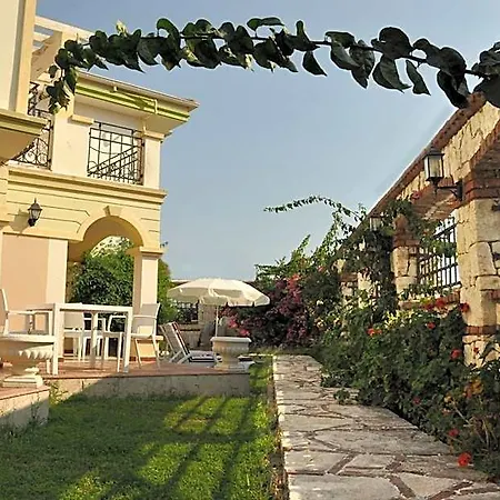 Villamel Hotel 3*